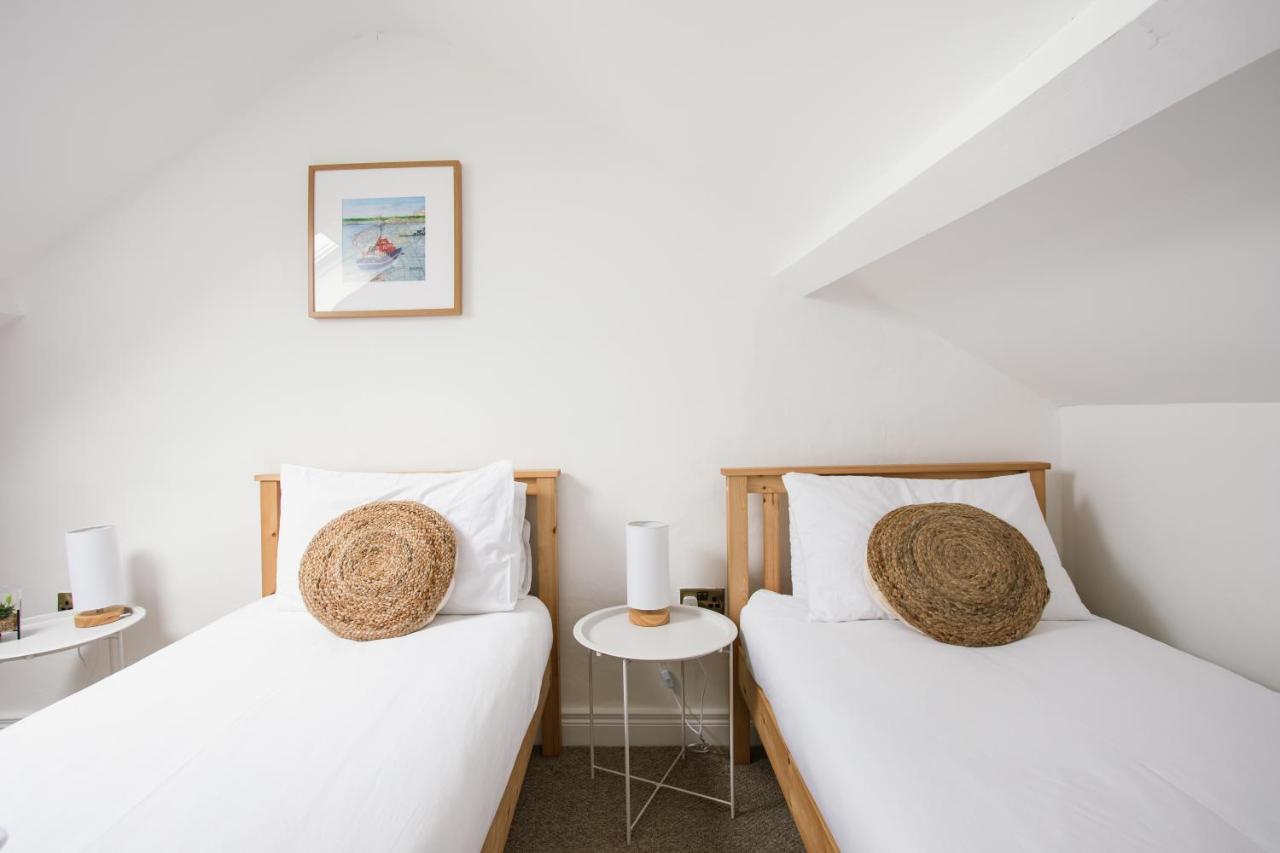 Cosy Period Cottage 2Min Walk To The Beach Portrush Exterior foto